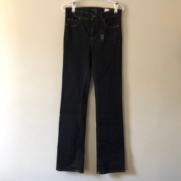 🌟BNWT🌟ANN TAYLOR🌟 Slim Boot Mid Rise Jeans. Size 4T Dark Blue. - Picture 2 of 7